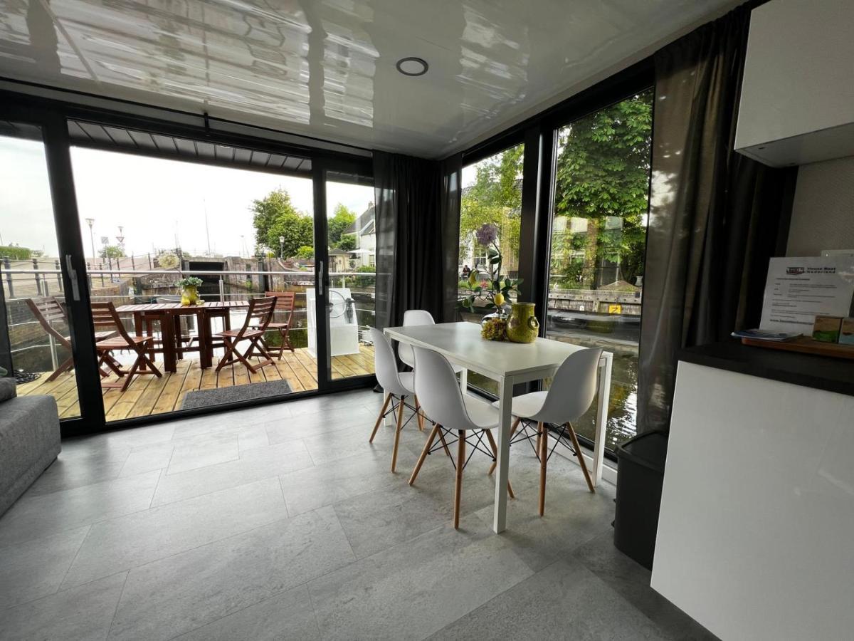 New Houseboat 2 Bedrooms Zwartsluis Kültér fotó