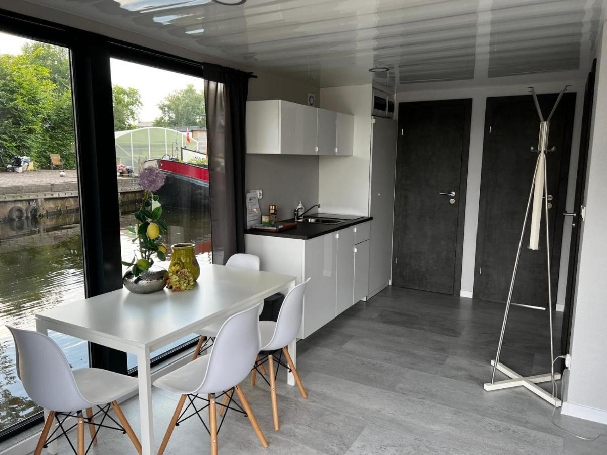 New Houseboat 2 Bedrooms Zwartsluis Kültér fotó